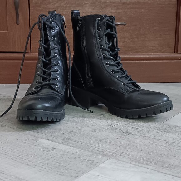 True Craft Raylee Black Mid-Heel Ankle Combat Boots - Picture 10 of 11